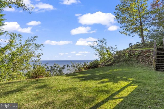 1928 ELM RD, Port Republic, MD 20676