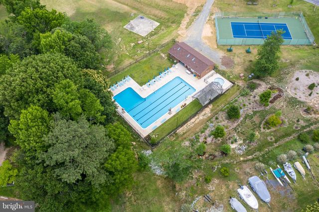 1928 ELM RD, Port Republic, MD 20676