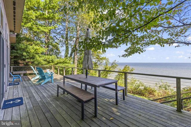 1928 ELM RD, Port Republic, MD 20676