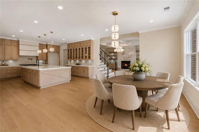 6222 Bridgewood Drive, Buford, GA 30518