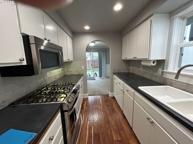 12800 Ne 20TH St, Vancouver, WA 98684