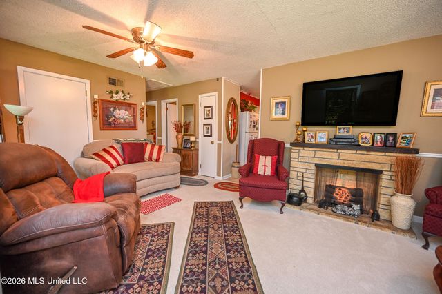 1554 Brookhaven Drive, Southaven, MS 38671