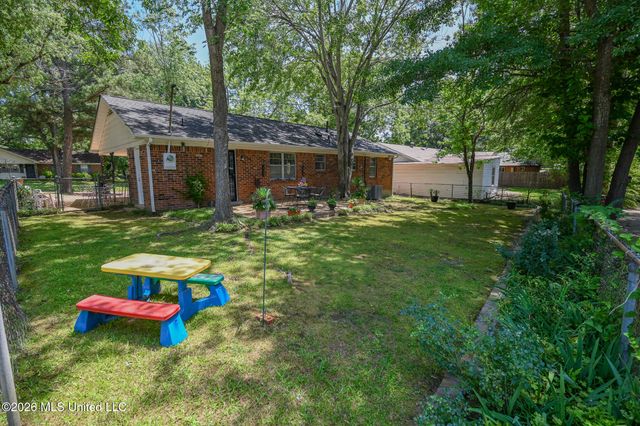 1554 Brookhaven Drive, Southaven, MS 38671