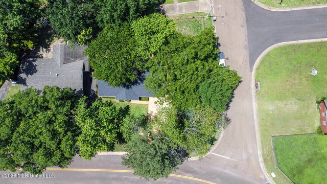 1554 Brookhaven Drive, Southaven, MS 38671