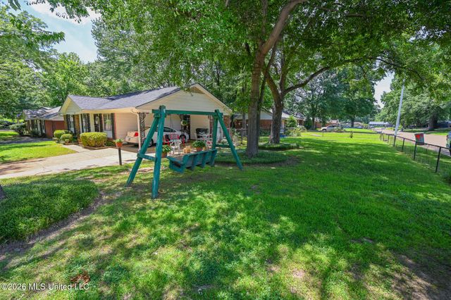 1554 Brookhaven Drive, Southaven, MS 38671