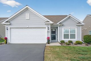 3162 Eastbank Circle, Mundelein, IL 60060