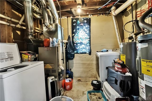 18 Russell Street, Lockport City, NY 14094