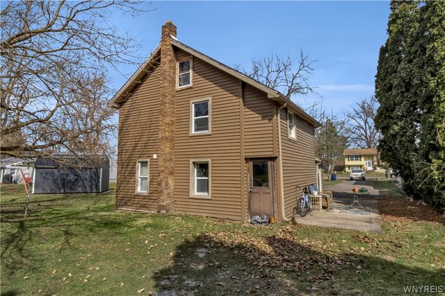 18 Russell Street, Lockport City, NY 14094