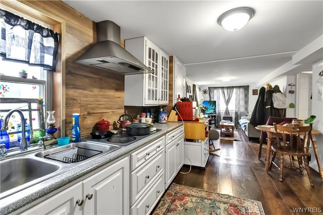 18 Russell Street, Lockport City, NY 14094