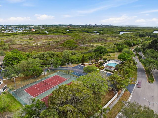 6229 BAYSIDE KEY DRIVE, Tampa, FL 33615