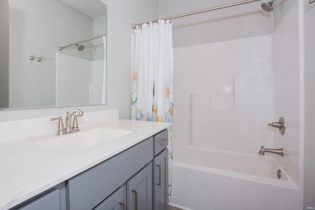 11400 Yerkes Drive, Evansville, IN 47725