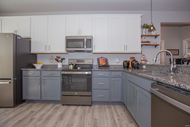 11400 Yerkes Drive, Evansville, IN 47725