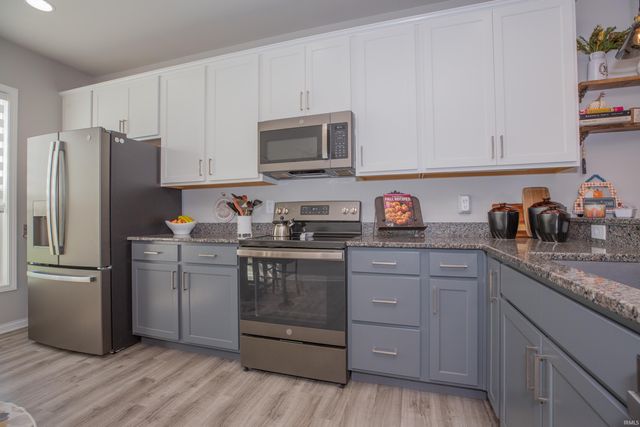 11400 Yerkes Drive, Evansville, IN 47725