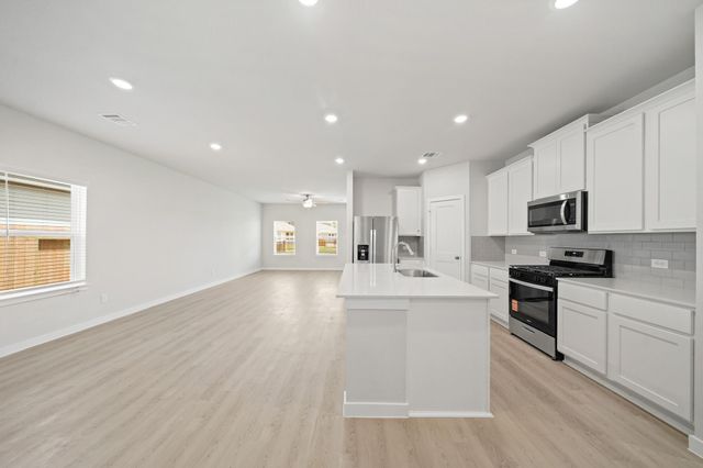 3521 Monroe Street, Bay City, TX 77414