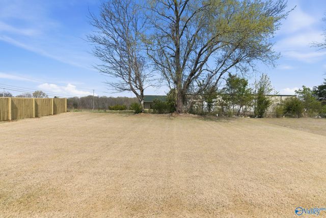 303 Carnation Avenue, Meridianville, AL 35759