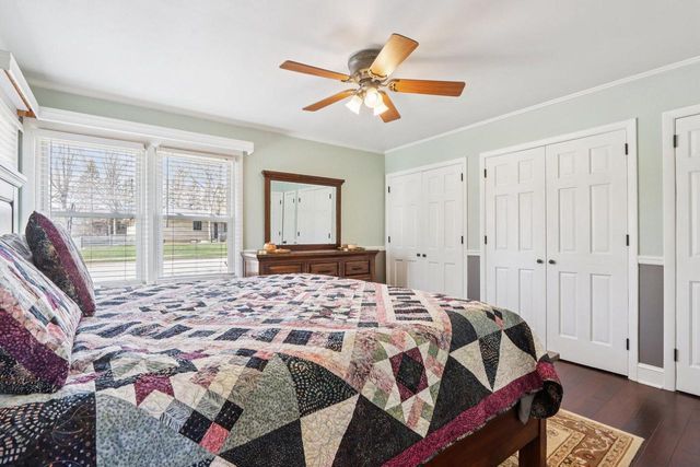 155 Concord LANE, West Bend, WI 53095