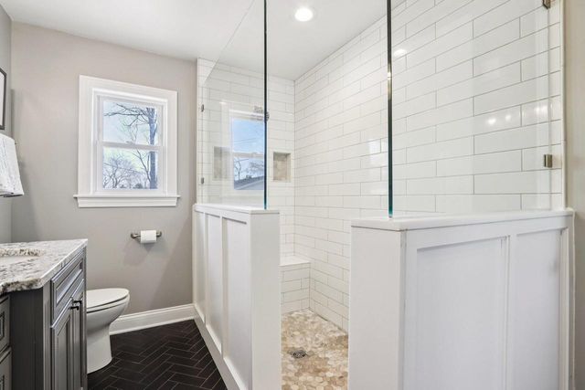 155 Concord LANE, West Bend, WI 53095