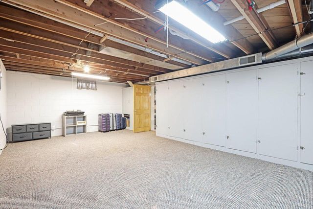 155 Concord LANE, West Bend, WI 53095