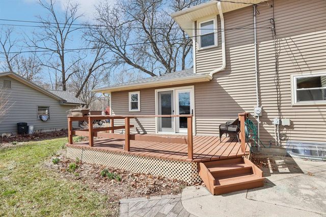 155 Concord LANE, West Bend, WI 53095