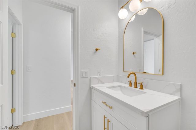 3508 Kittiwake Road, North Las Vegas, NV 89084