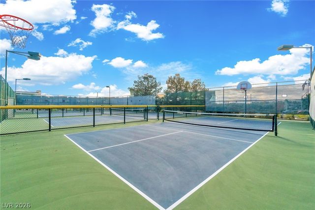 3508 Kittiwake Road, North Las Vegas, NV 89084