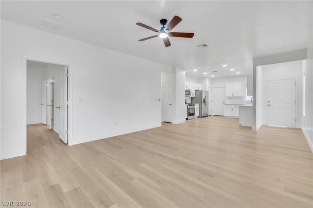 3508 Kittiwake Road, North Las Vegas, NV 89084