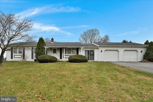 15 PHEASANT RUN, Fleetwood, PA 19522