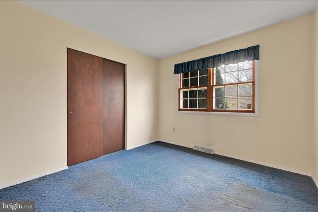 15 PHEASANT RUN, Fleetwood, PA 19522