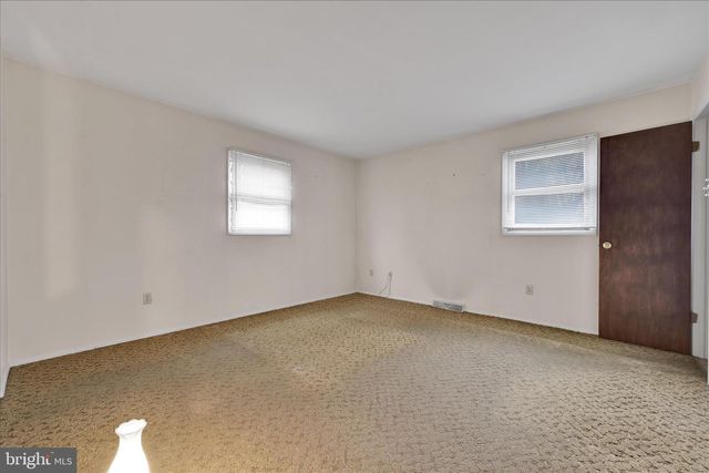 15 PHEASANT RUN, Fleetwood, PA 19522