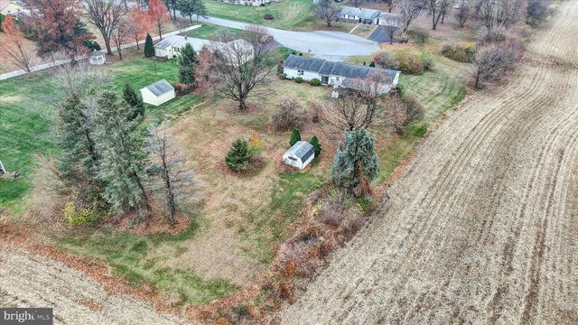 15 PHEASANT RUN, Fleetwood, PA 19522