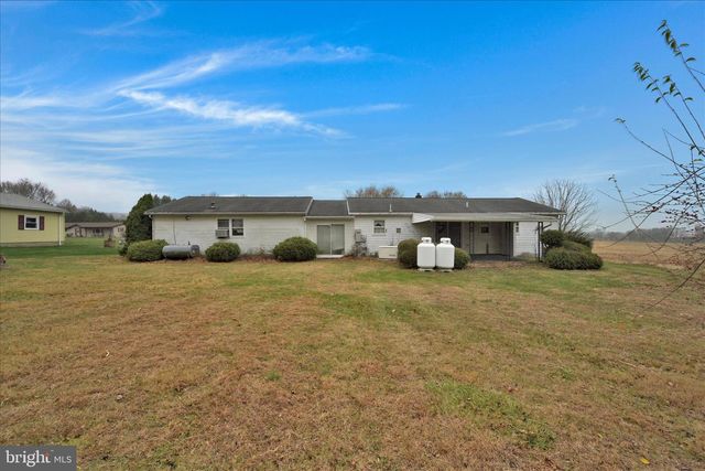 15 PHEASANT RUN, Fleetwood, PA 19522