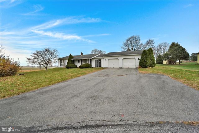 15 PHEASANT RUN, Fleetwood, PA 19522