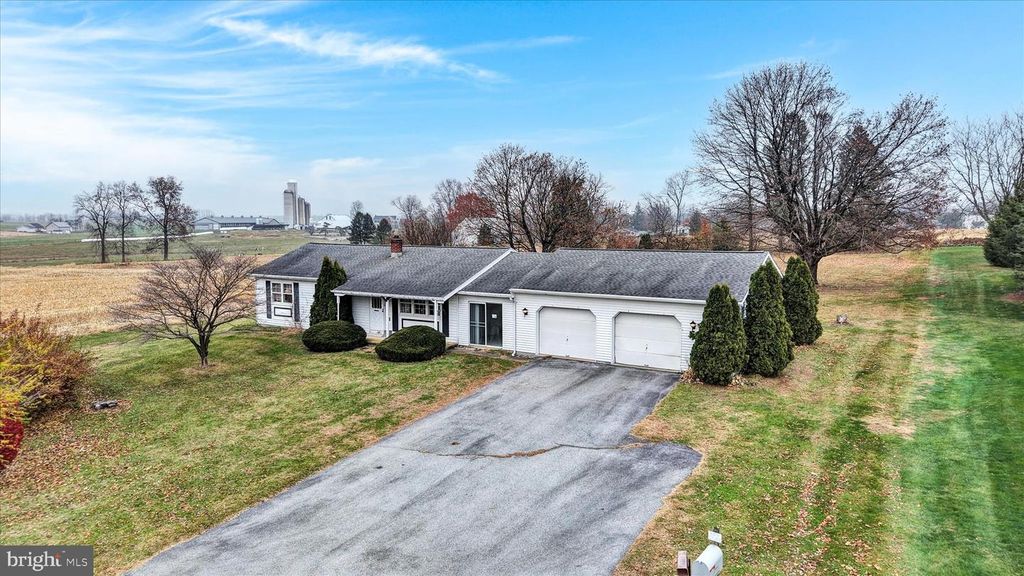 15 PHEASANT RUN, Fleetwood, PA 19522