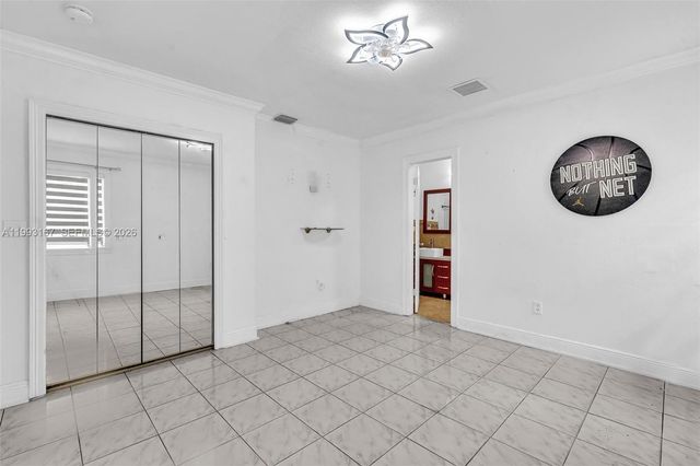340 W 55th Street, Hialeah, FL 33012