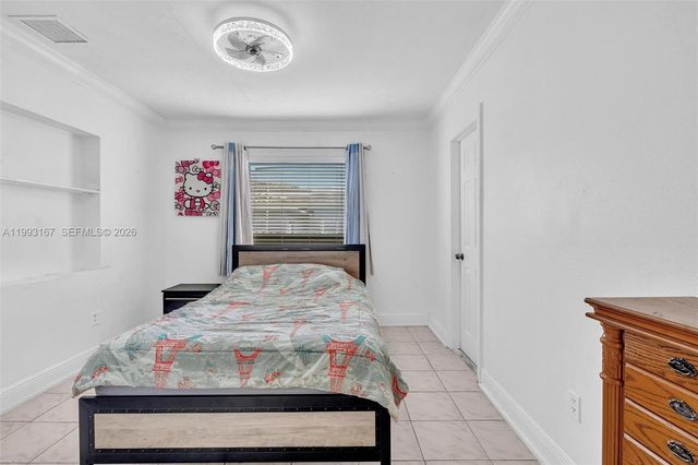 340 W 55th Street, Hialeah, FL 33012
