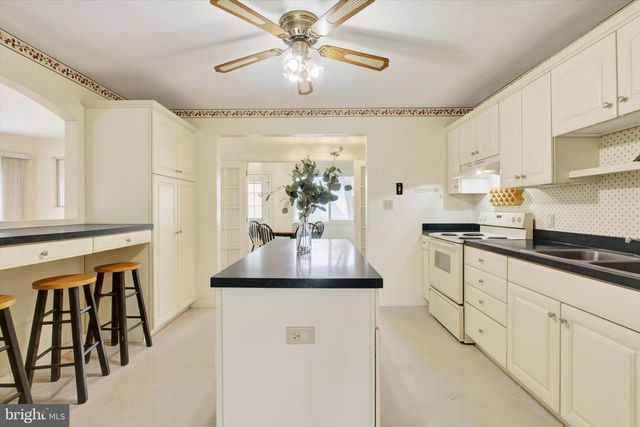 371 HERITAGE DR, Gettysburg, PA 17325