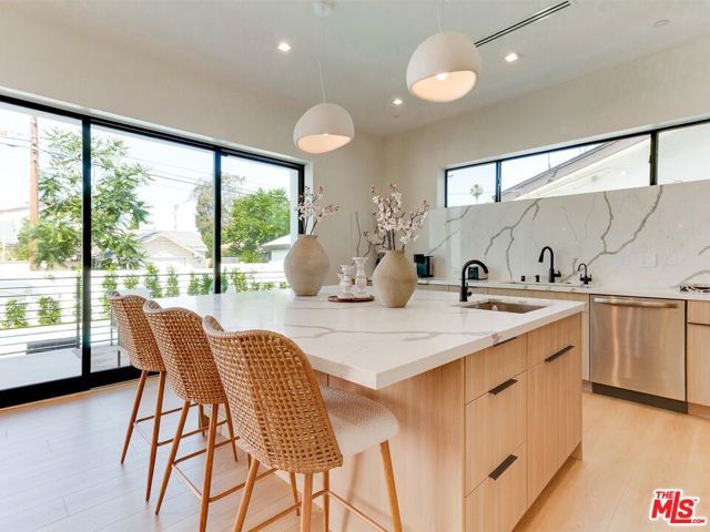 5929 Hesperia Avenue, Encino (los Angeles), CA 91316