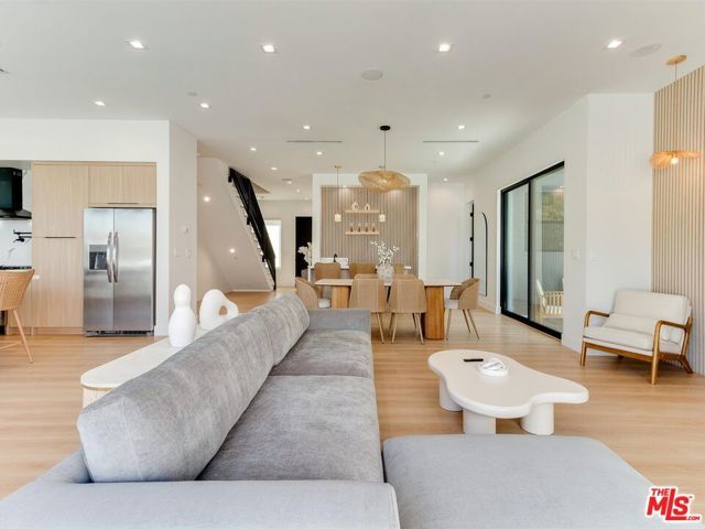 5929 Hesperia Avenue, Encino (los Angeles), CA 91316