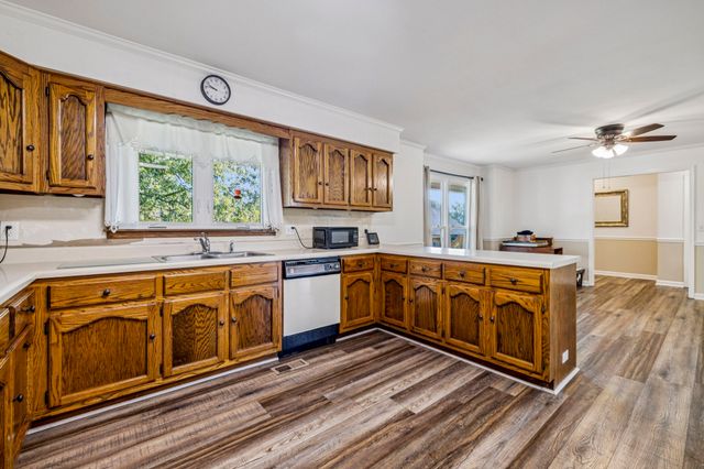 104 Jefferson Ct, White House, TN 37188
