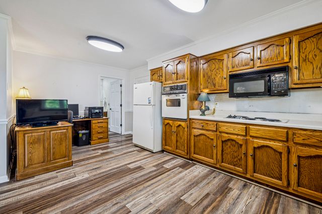 104 Jefferson Ct, White House, TN 37188