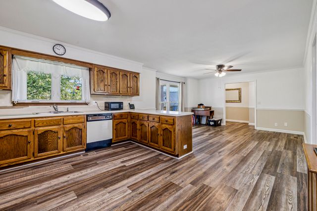 104 Jefferson Ct, White House, TN 37188