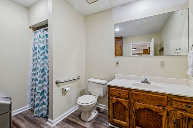 104 Jefferson Ct, White House, TN 37188