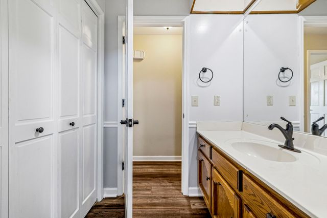 104 Jefferson Ct, White House, TN 37188