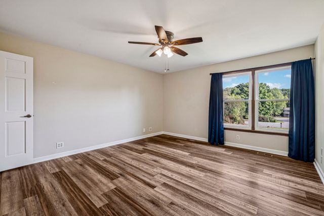 104 Jefferson Ct, White House, TN 37188