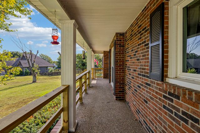 104 Jefferson Ct, White House, TN 37188