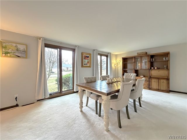 393 Dan Troy Drive, Amherst, NY 14221