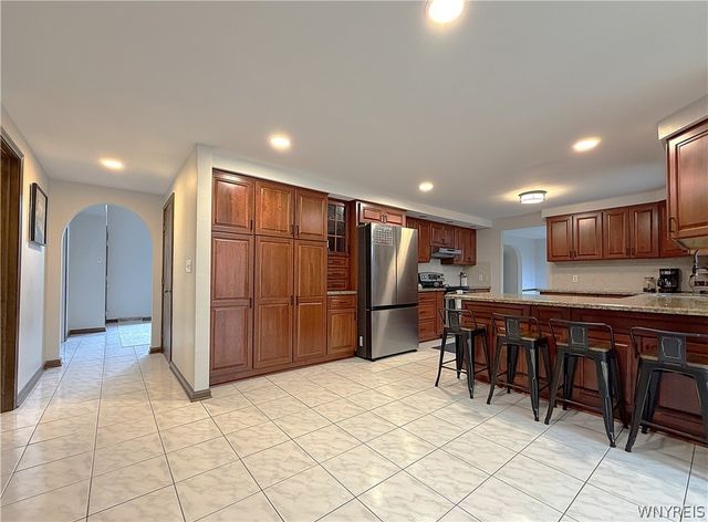 393 Dan Troy Drive, Amherst, NY 14221