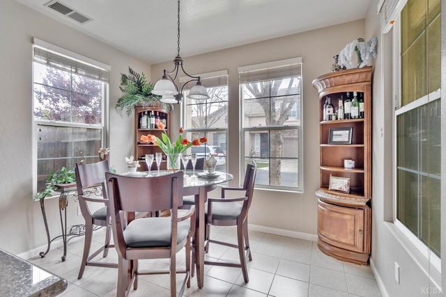 1744 Dali, Hanford, CA 93230