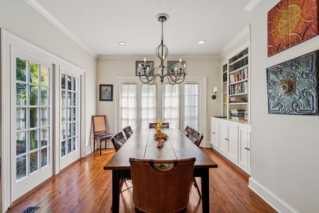 16 Water Street, Charleston, SC 29401