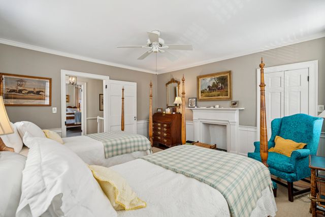 16 Water Street, Charleston, SC 29401